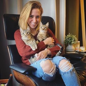 Meet your Posher, Meaghan